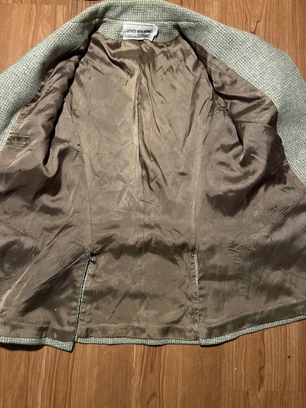 3/$15. Gorgeous Vintage JNY wool blazer 4/6 - Picture 6 of 8